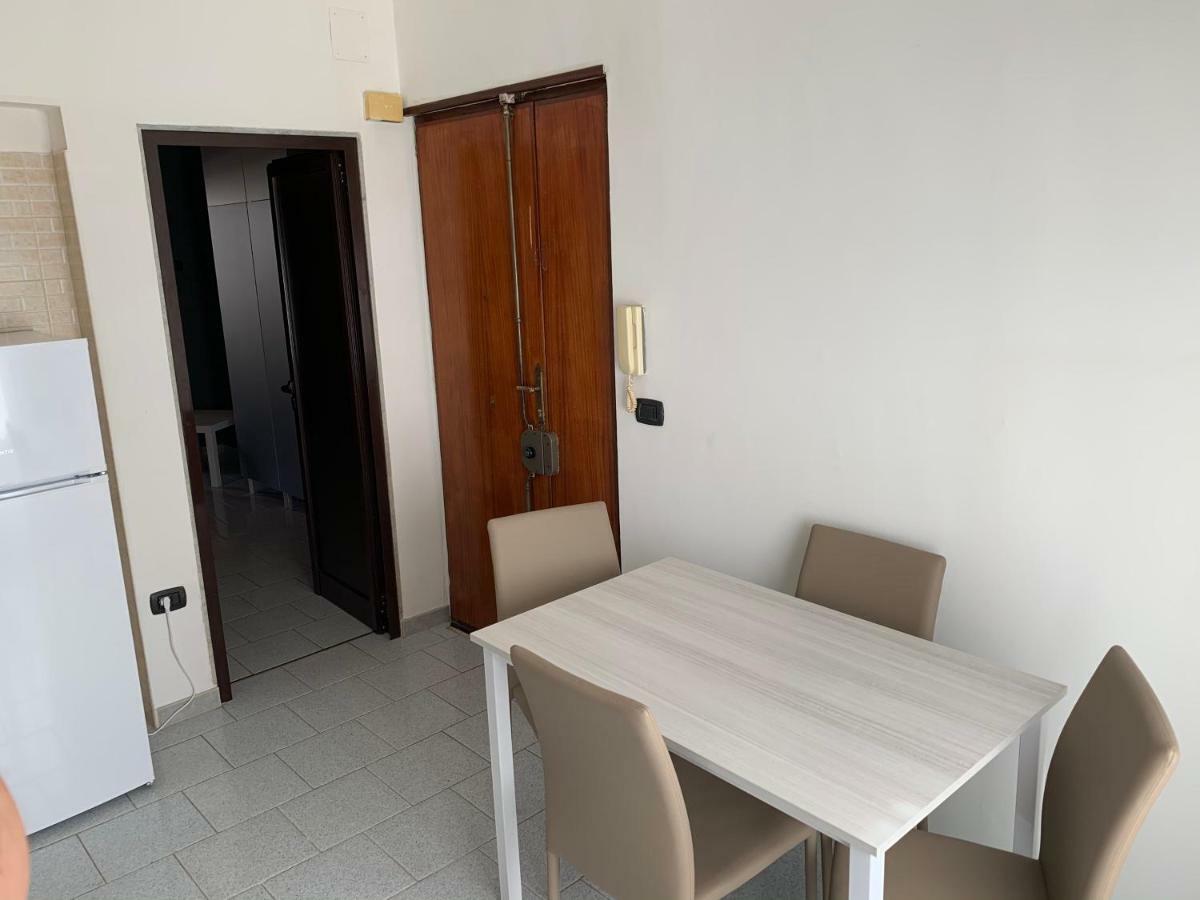 Ferienwohnung Skandivi Bari Exterior foto