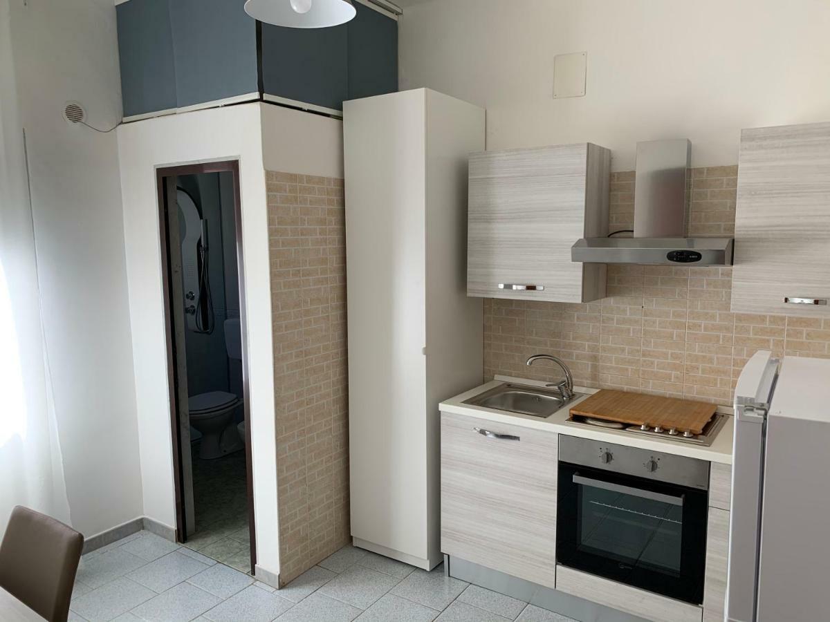 Ferienwohnung Skandivi Bari Exterior foto